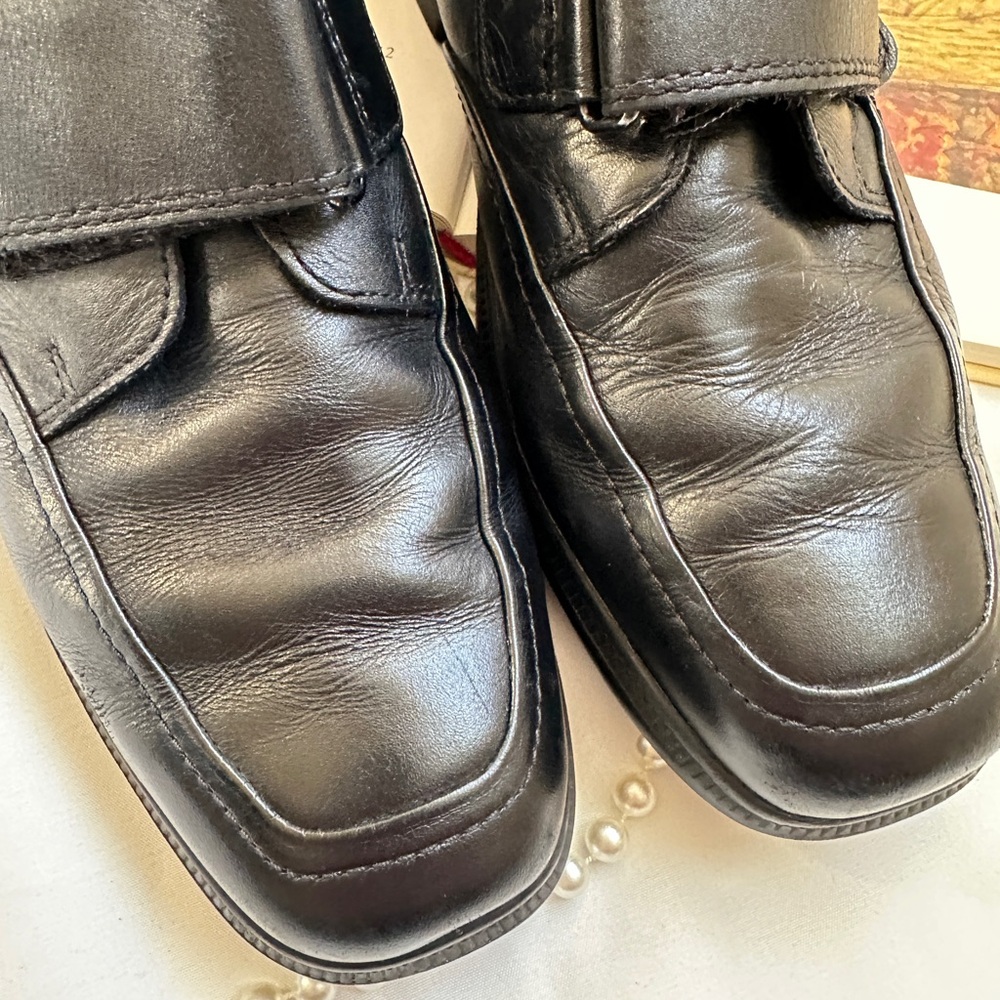 Geox Women's Black Leather Loafers - Picture 2 of 14